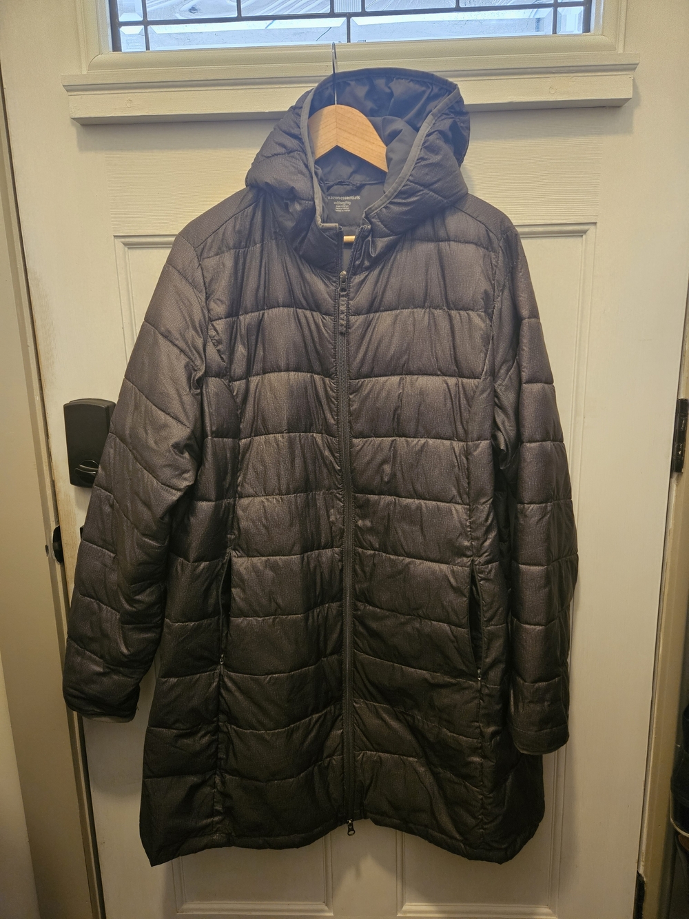 Amazon Essentials Women’s Hooded Long Puffer Coat - Black